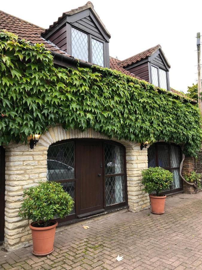 The Old Coach House At Byre House Villa Coalpit Heath Dış mekan fotoğraf